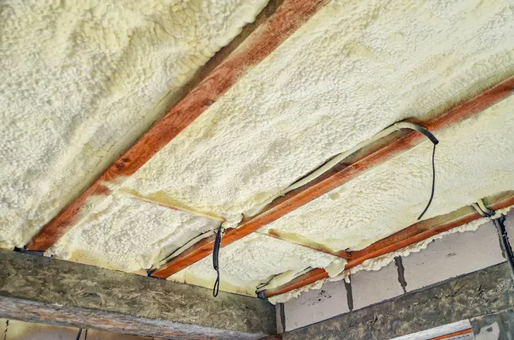Ceiling insulation with foam and wires